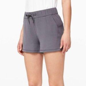 Lululemon | On the fly shorts